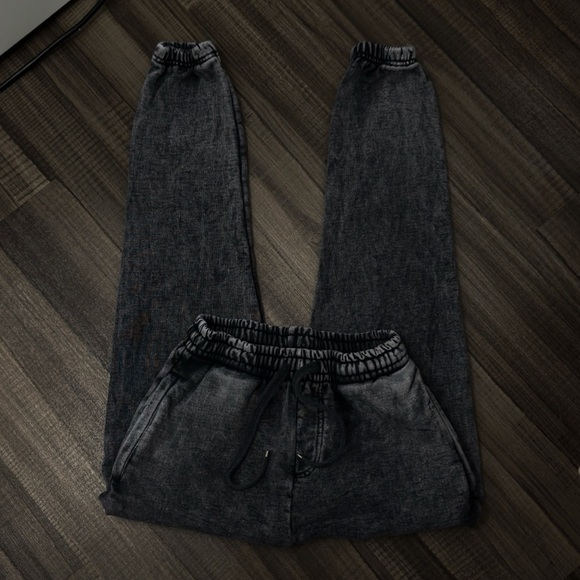 Talentless Acid Washed Sweatpants - Picture 2 of 5